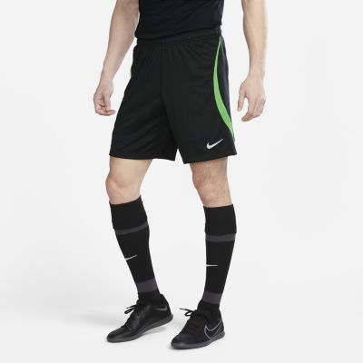 Liverpool FC Strike 男款 Nike Dri-FIT 針織足球短褲