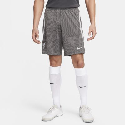 Liverpool FC Strike 男款 Nike Dri-FIT 足球短褲